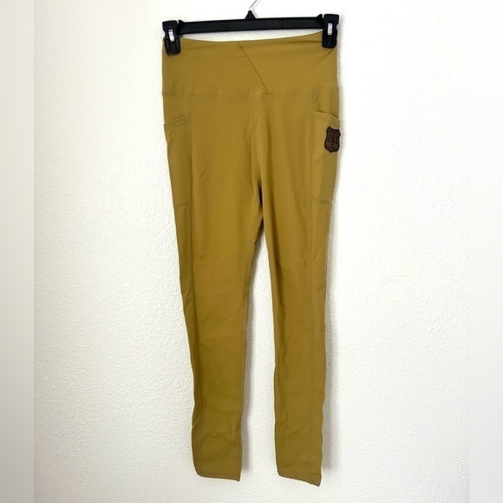 Alaska Chicks Leggings Women’s M Green Workout Activewear High Rise Pants